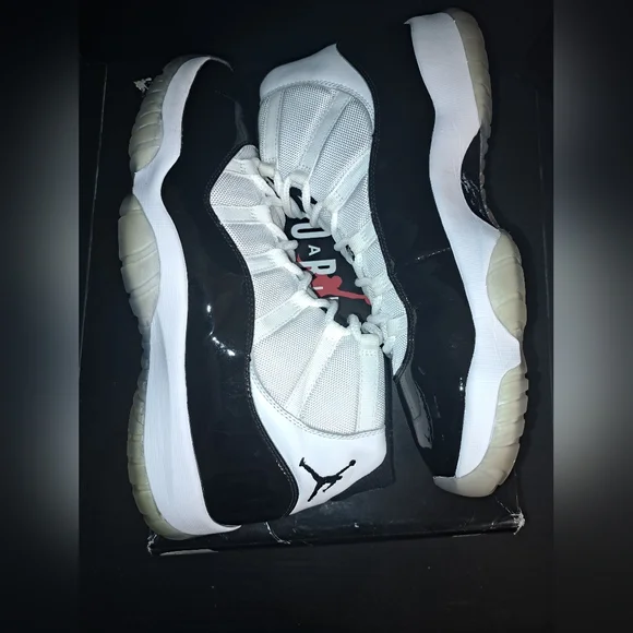 Jordan 11 Retro High Concord Men's Sneakers Size 13.